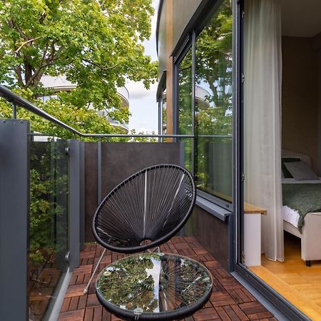 2 Bedroom Apt, 2 Garage Spots & Balconies, Self Check-In, By Cohost Druskininkai Kültér fotó