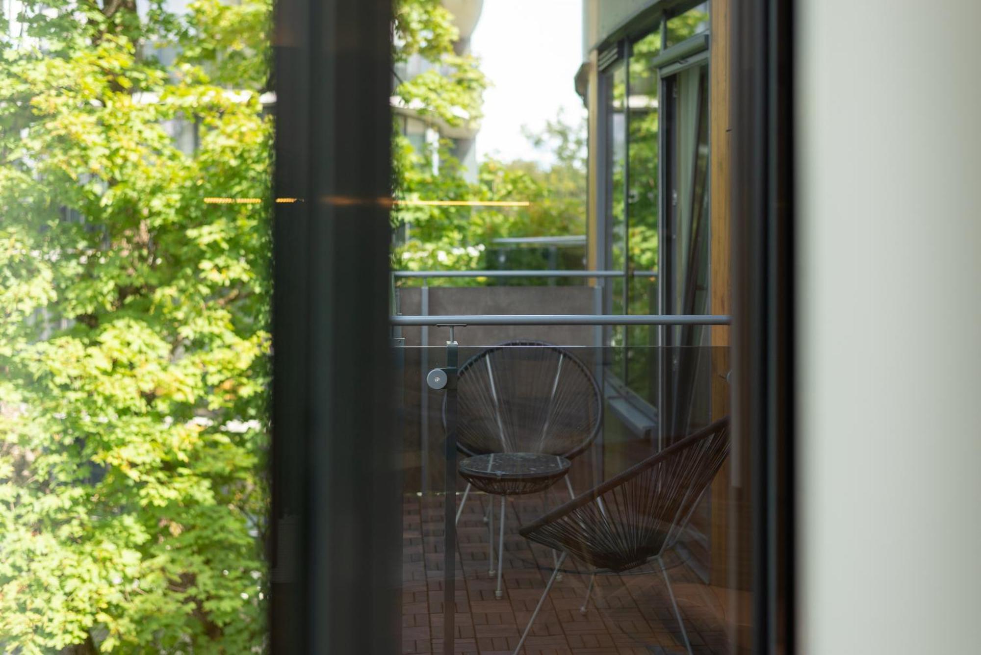 2 Bedroom Apt, 2 Garage Spots & Balconies, Self Check-In, By Cohost Druskininkai Kültér fotó